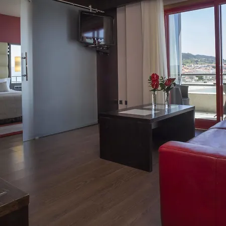 圣森索塔拉索大酒店 酒店