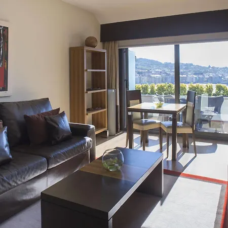 圣森索塔拉索大酒店 4*